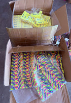 Viral Butter Squishy - Yellow / Rainbow